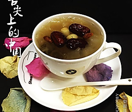 冰糖雪梨银耳羹的做法