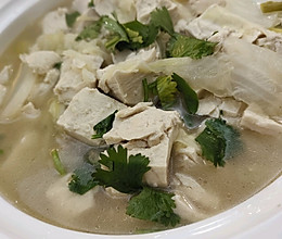 #开启冬日滋补新吃法#冻豆腐五花肉炖白菜，就是这个味儿的做法