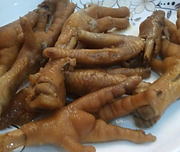 万能卤~卤鸡爪的做法