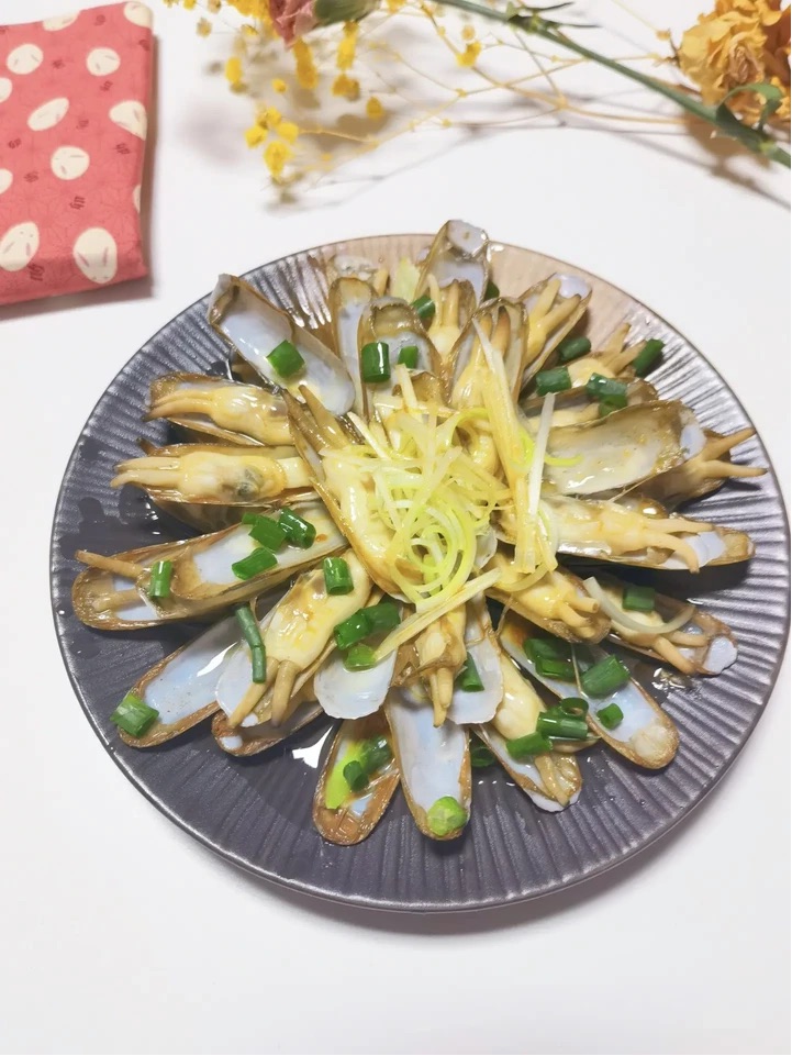 葱油蛏子的做法