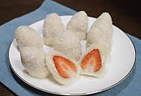 椰香草莓糯米滋的做法