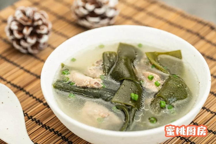 海带排骨汤的做法