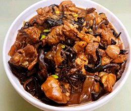 东北家宴，小鸡炖蘑菇的做法