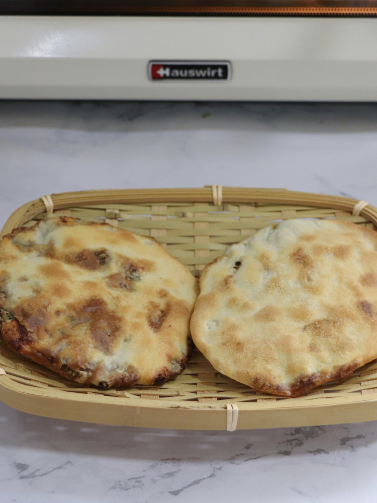 鲜肉小葱烧饼的做法