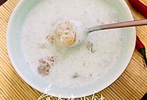 桃胶皂角米炖雪燕的做法