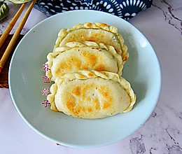 #中秋团圆食味# 鸡蛋韭菜盒子的做法