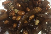花生豆炒肉皮的做法
