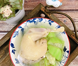 #夏日吃货嘉年华#丝瓜炖鸡汤的做法