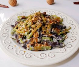 茄豆麦饭麻辣拌的做法