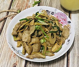 笋片炒腩肉的做法