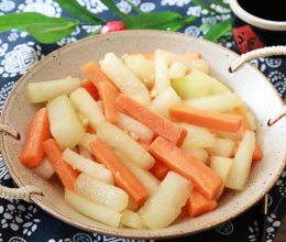 冬瓜炒胡萝卜的做法
