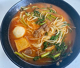 火锅底料煮面的做法