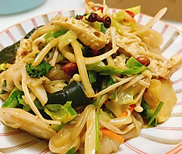 解锁风靡夏天的麻辣拌（附调料比例，再也不用出去买！）的做法