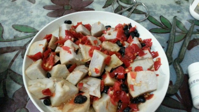 剁椒蒸芋头的做法