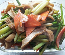 肚子炒蒜苗（羊肚）的做法