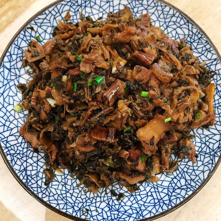 梅菜干炒肉的做法
