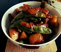 土豆豆角炖肉的做法