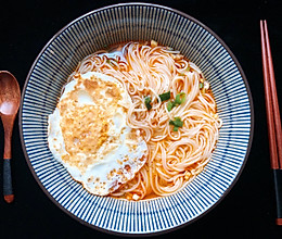 #换着花样吃早餐#快手早餐：酸汤面的做法