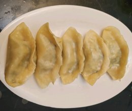 茼蒿虾仁豆干馅蒸饺的做法