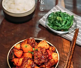 电饭煲土豆焖排骨｜日食记的做法
