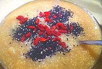 桂圆红枣莲子小米粥的做法