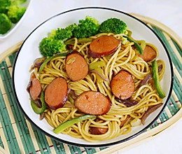 美食丨好吃到爆的火腿意面的做法