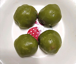 #营养小食光#艾叶团子的做法
