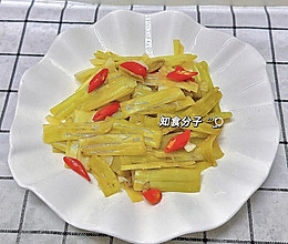 酸辣通心菜梗的做法