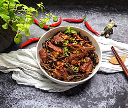 #硬核菜谱制作人#干豆角炖排骨的做法