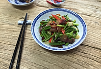 腊肉炒蒜苗的做法