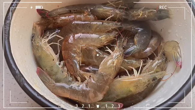 干饭人的好CP～咖喱虾的做法