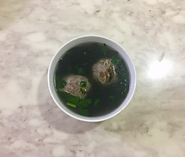 一碗清淡鲜美的牛筋丸汤的做法