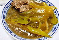 广东靓汤:霸王花煲沙骨的做法