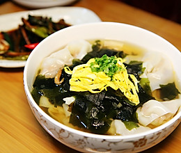 东北大馅扇贝丁馄饨（原汤、酸汤两种口味）的做法