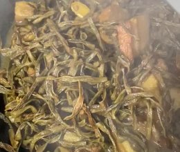 红烧肉干缸豆的做法