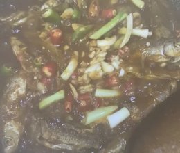 红烧小杂鱼的做法