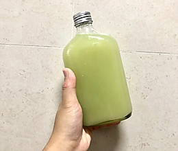 轻松自制66颗网红油柑汁的做法