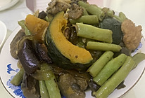 家庭版豆角茄子烩菜 美味易上手的做法