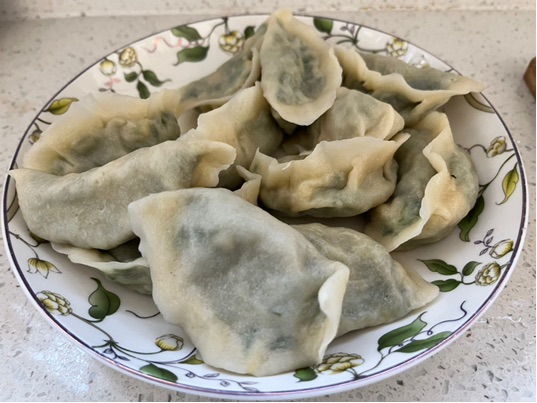 韭菜鸡蛋饺子的做法
