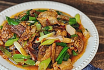 包教包会【传统四川蒜苗回锅肉】的做法