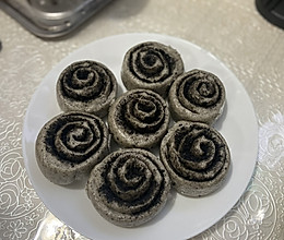#太古烘焙糖 甜蜜轻生活#早餐黑芝麻花卷的做法