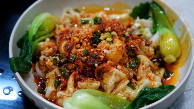 油泼辣子小云吞的做法