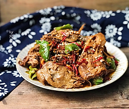 劲爆鸭头#食光社干锅鸭#的做法