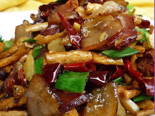 腊肉炒萝卜干的做法