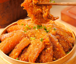 耙糯的五香粉蒸肉的做法
