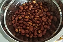 盐焗花生米的做法