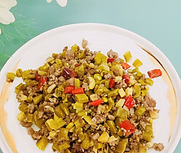 #时令蔬菜最养人#泡豇豆炒肉末的做法