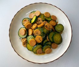 黄瓜炒火腿肠的做法