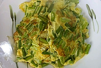 蒜苔煎蛋的做法