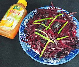 甜菜头炒木耳——太太乐鲜鸡汁蒸鸡原汤的做法